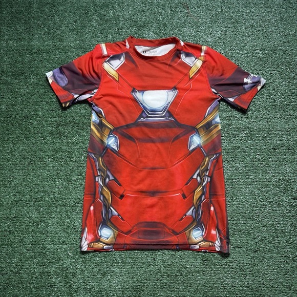 Under Armour Compression Shirt Captain America Y  XL Logo DC Comics Crew Neck - Picture 1 of 6